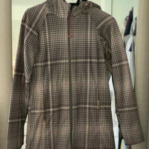 Lululemon raincoat